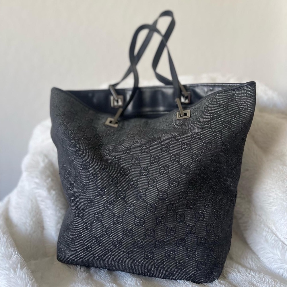 100% Authentic Pre-loved Gucci Denim Tote